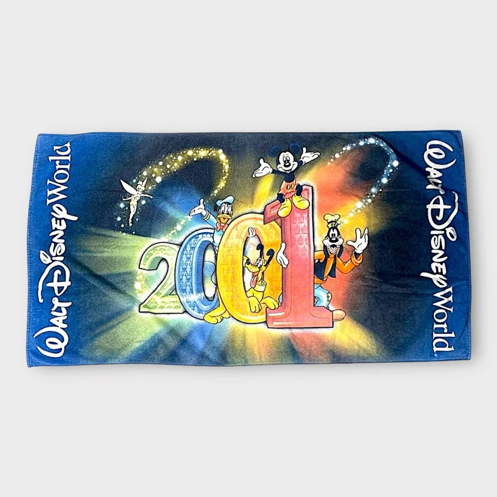 Vintage Walt Disney World 2001 Beach Towel Mickey Donald‎ Goofy Pluto
